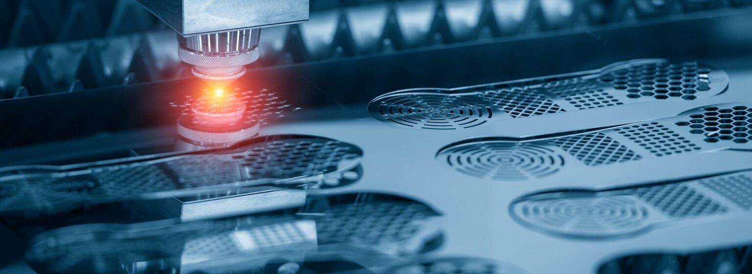 آلة قطع الليزر بالألياف